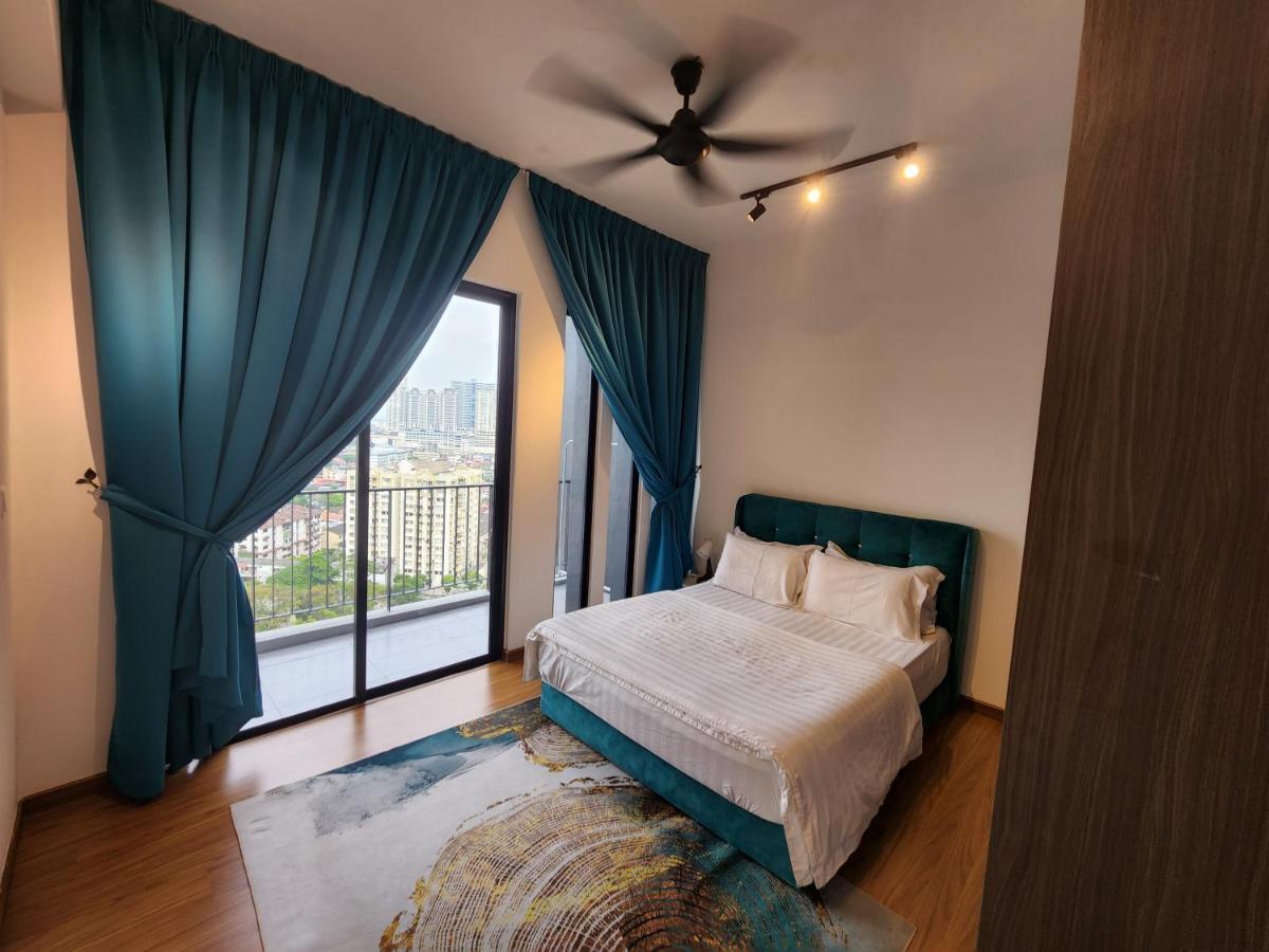 Beacon Executive Suite - Skypool Penang View George Town Extérieur photo