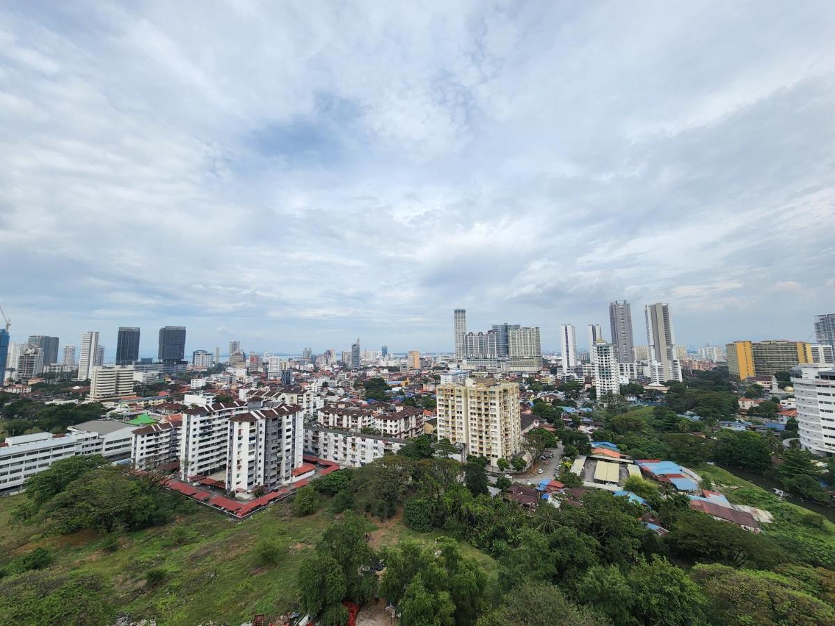 Beacon Executive Suite - Skypool Penang View George Town Extérieur photo