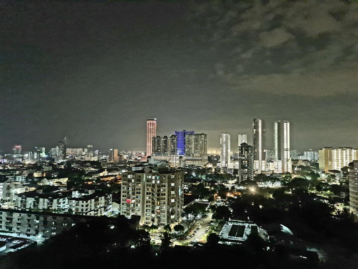 Beacon Executive Suite - Skypool Penang View George Town Extérieur photo