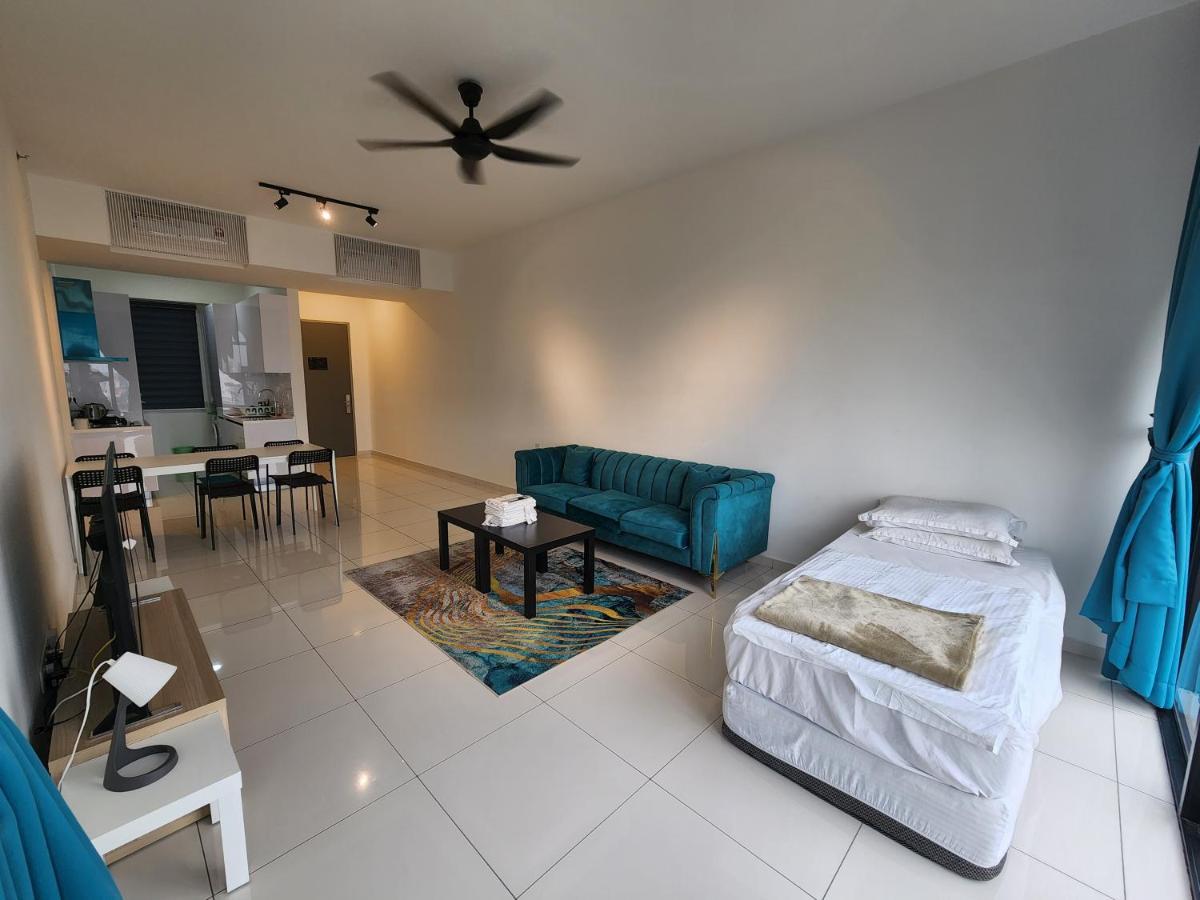 Beacon Executive Suite - Skypool Penang View George Town Extérieur photo