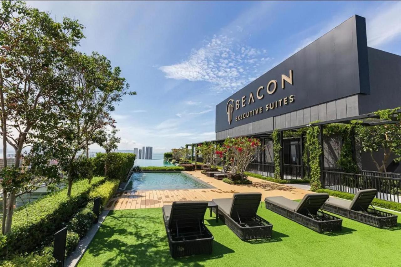 Beacon Executive Suite - Skypool Penang View George Town Extérieur photo