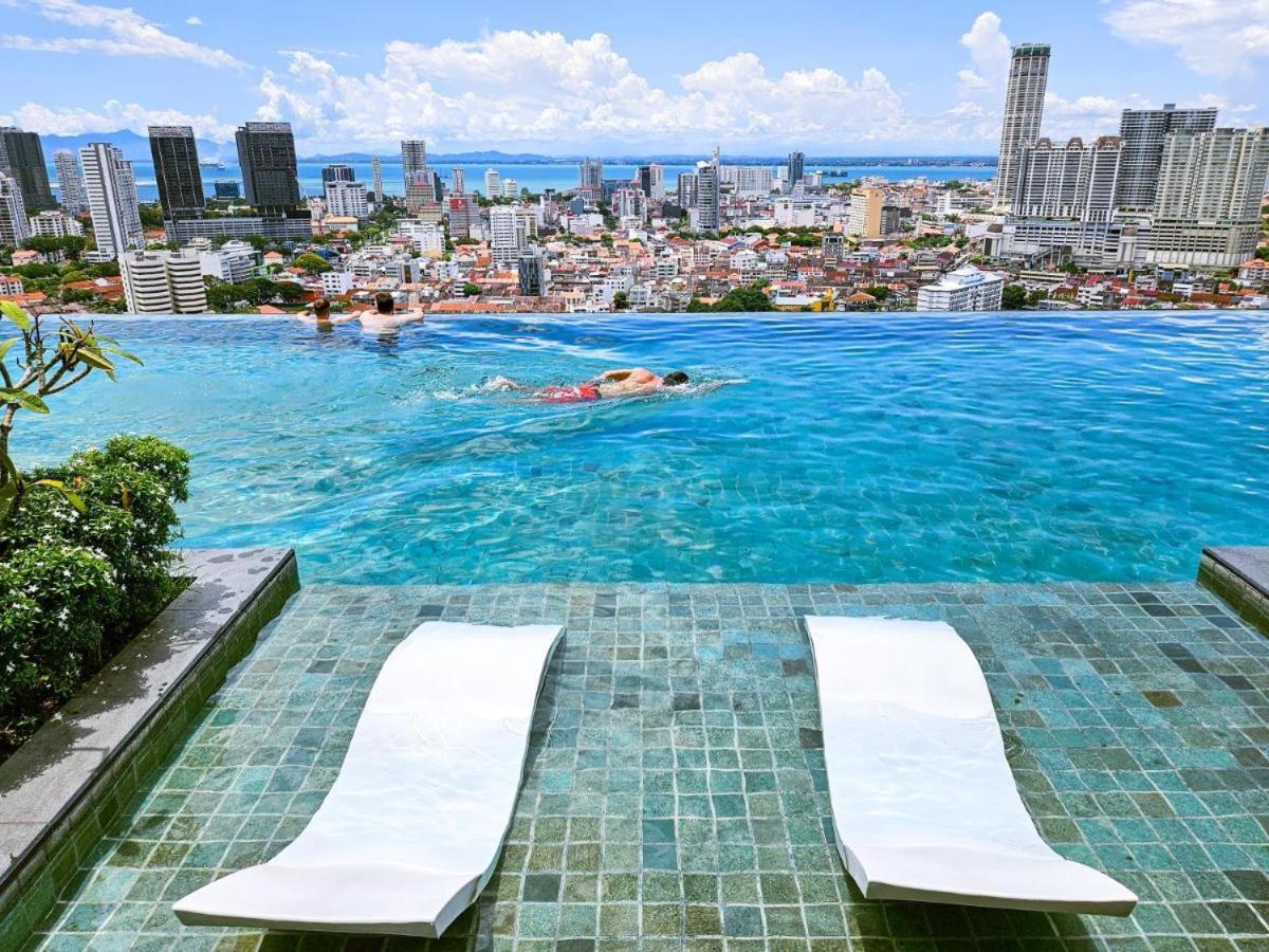 Beacon Executive Suite - Skypool Penang View George Town Extérieur photo
