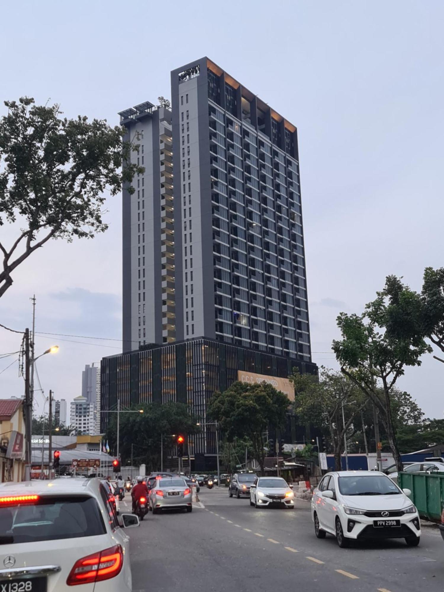 Beacon Executive Suite - Skypool Penang View George Town Extérieur photo