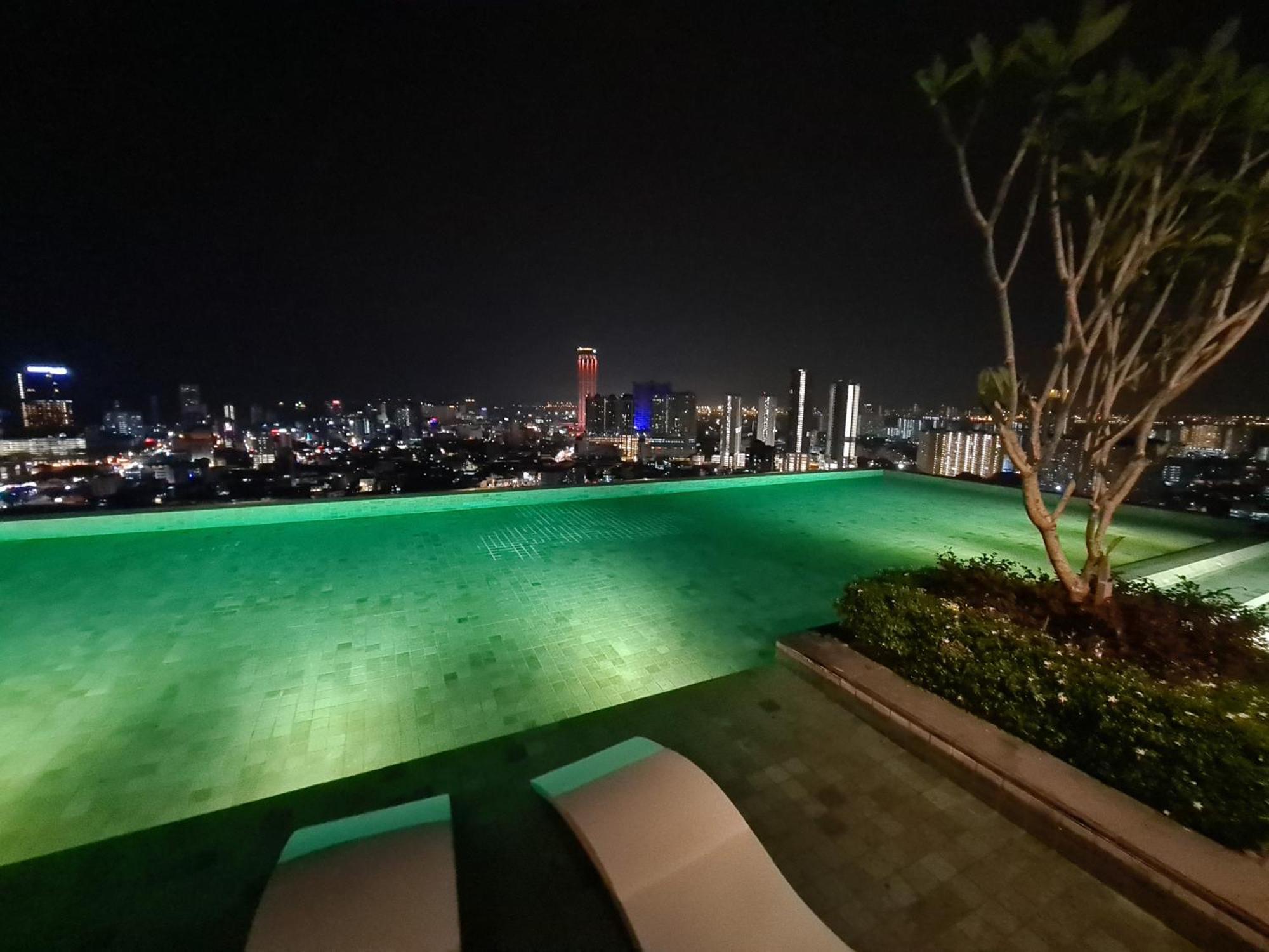 Beacon Executive Suite - Skypool Penang View George Town Extérieur photo